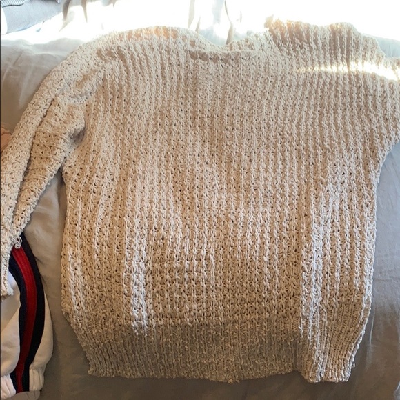 over sized sweater - Picture 3 of 3